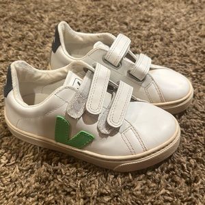 Veja size 10